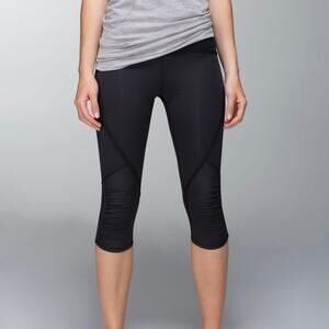 LULULEMON Run Pace Crop Leggings Wee Stripe Black 4